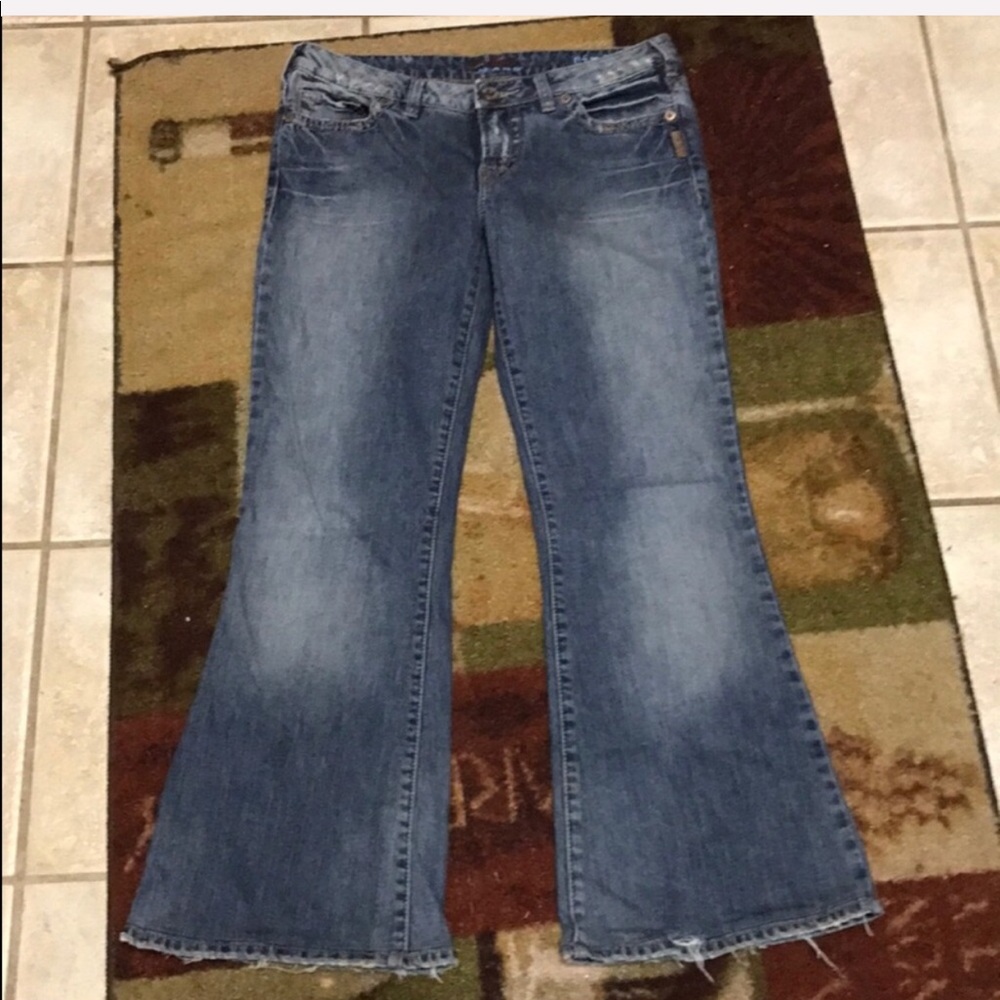 Silver Jeans  (Cinder)